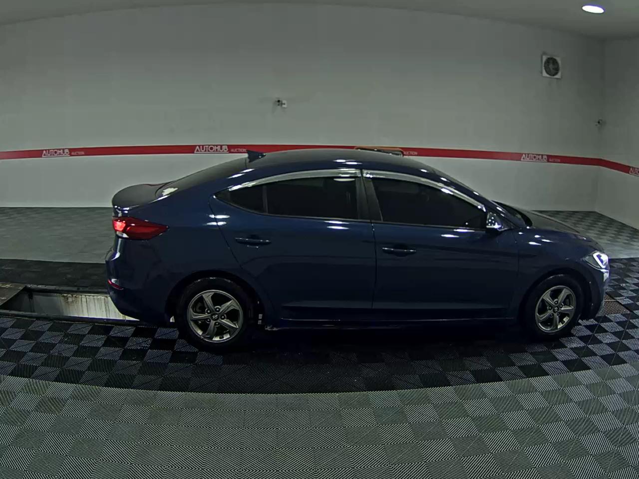 2018 - hyundai avante