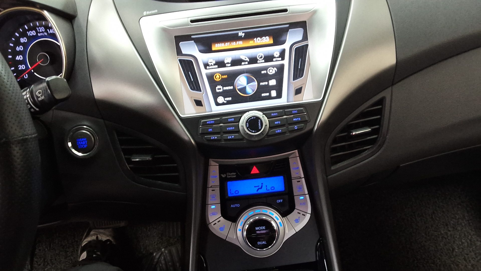 2011 - hyundai avante