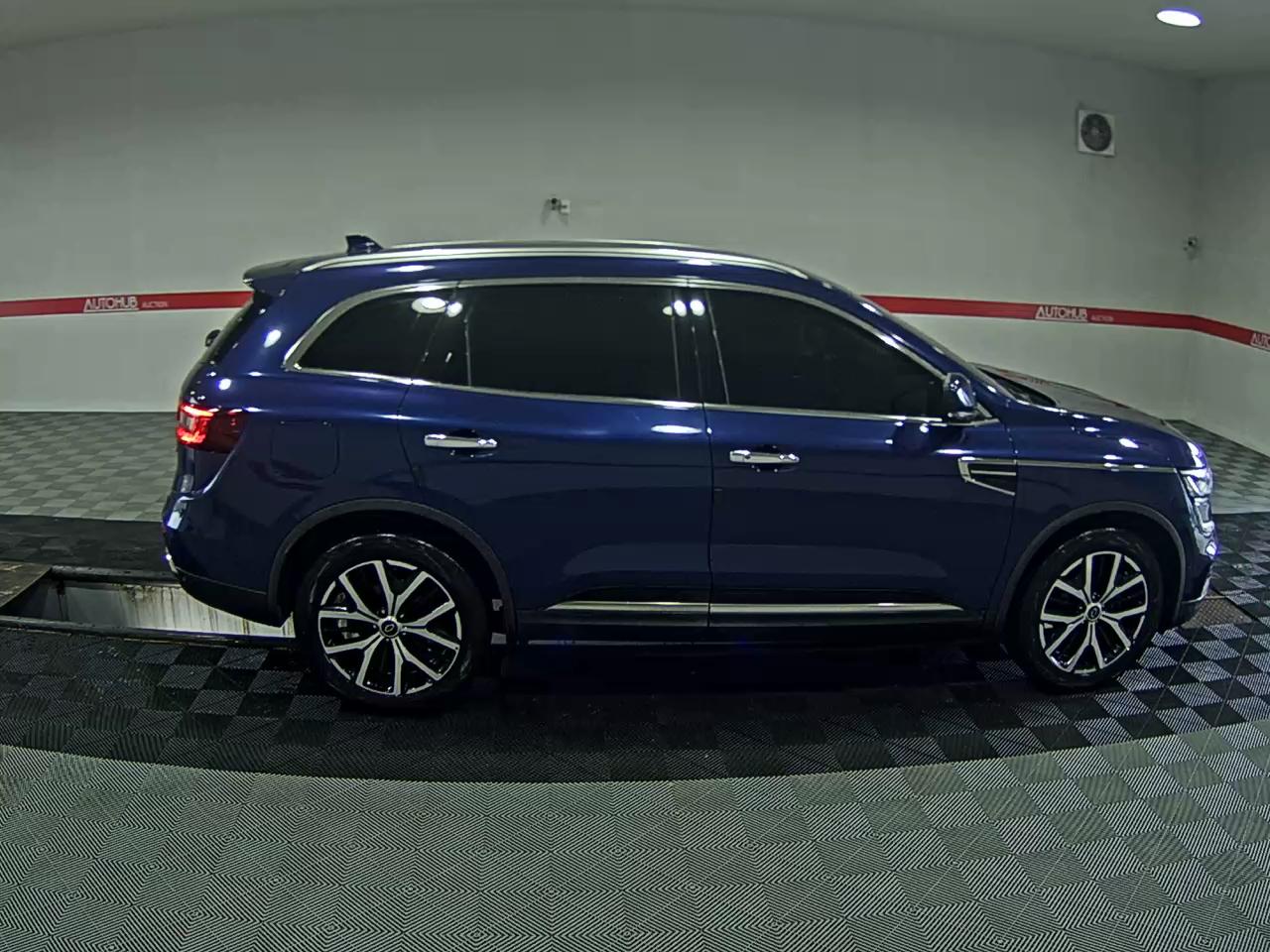 2020 - renault qm6