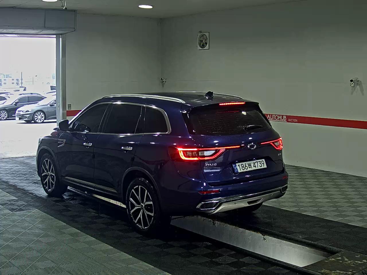 2020 - renault qm6