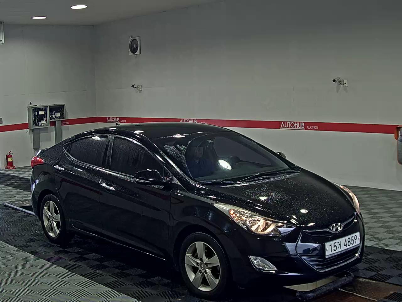 2011 - hyundai avante