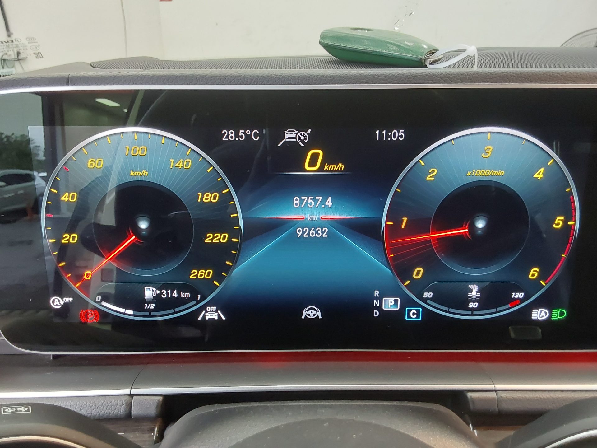 Mercedes-Benz Gle 400D 2022 — صورة 16