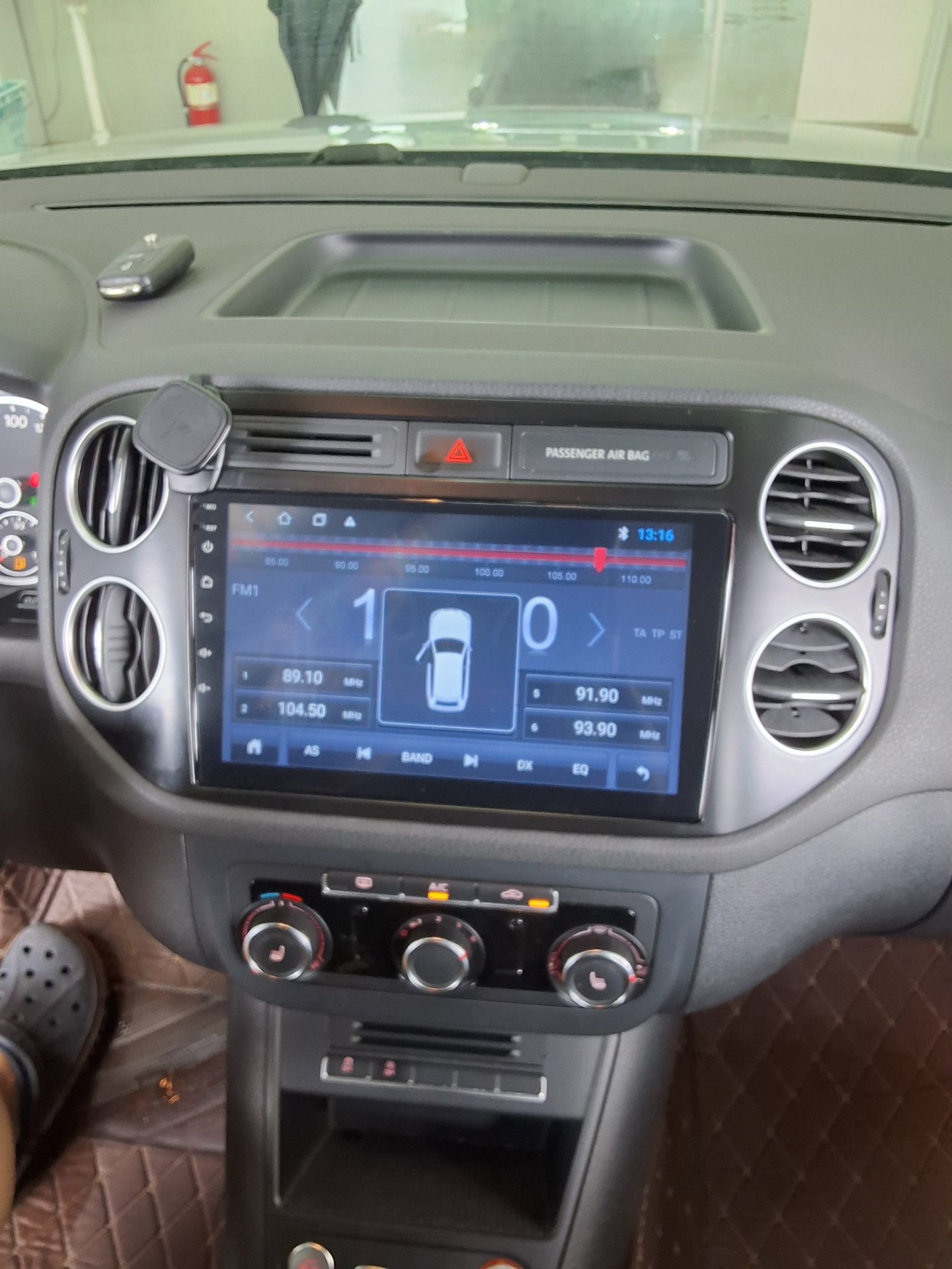 2014 - volkswagen tiguan