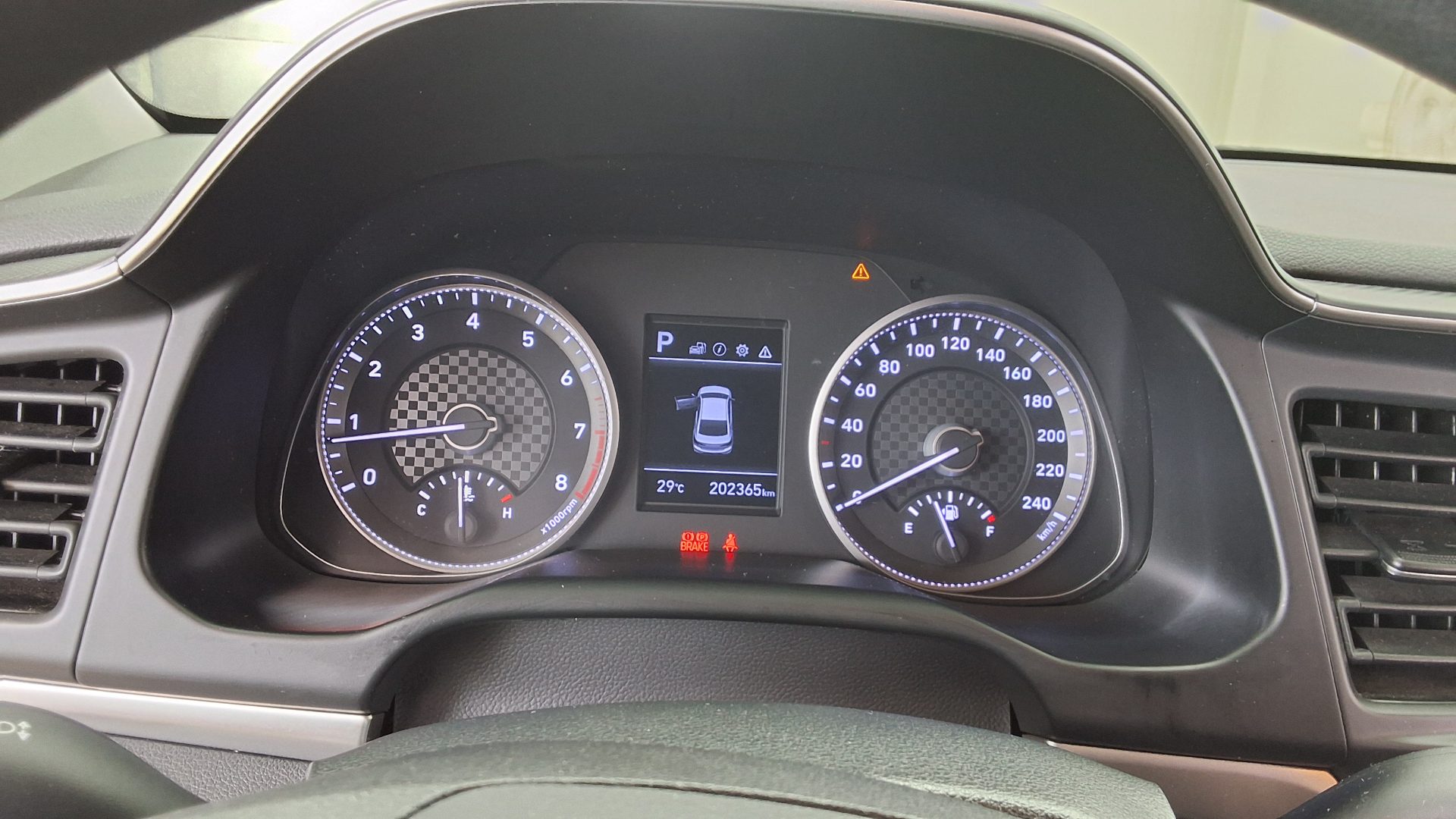 2020 - hyundai avante
