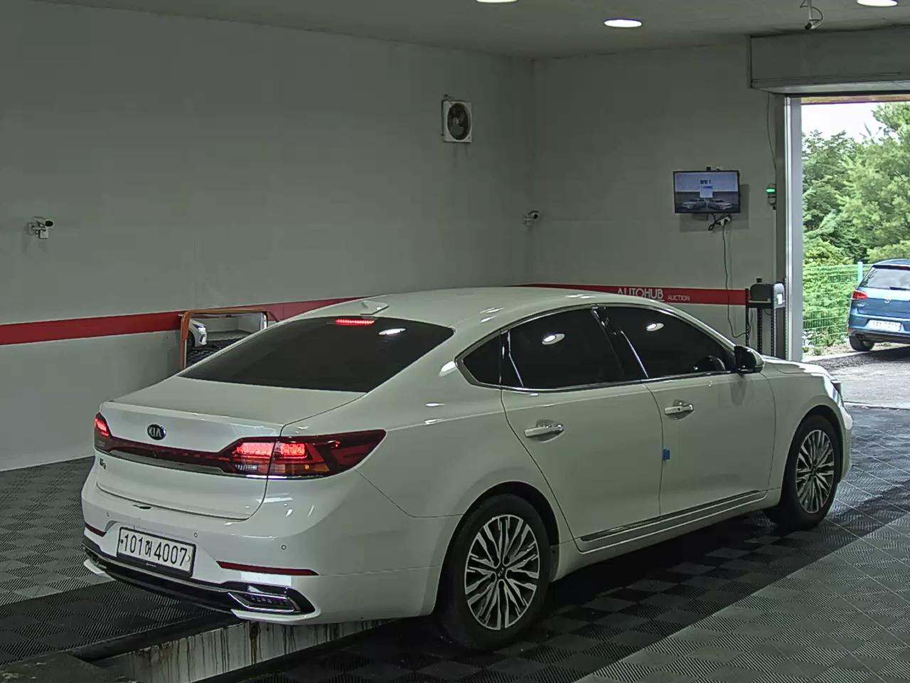 2020 - kia k7