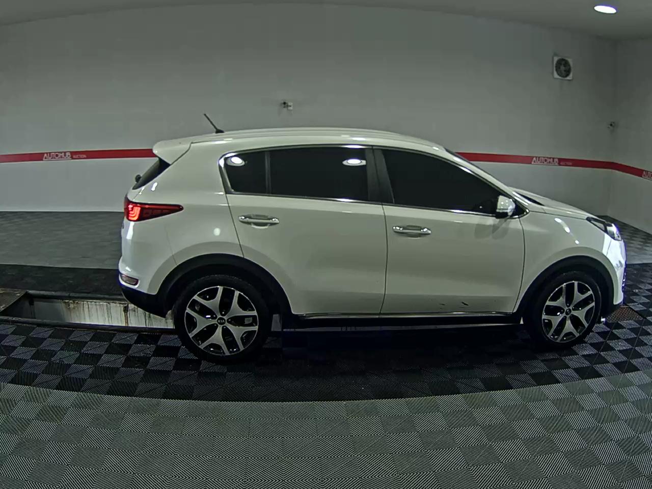 2016 - kia sportage