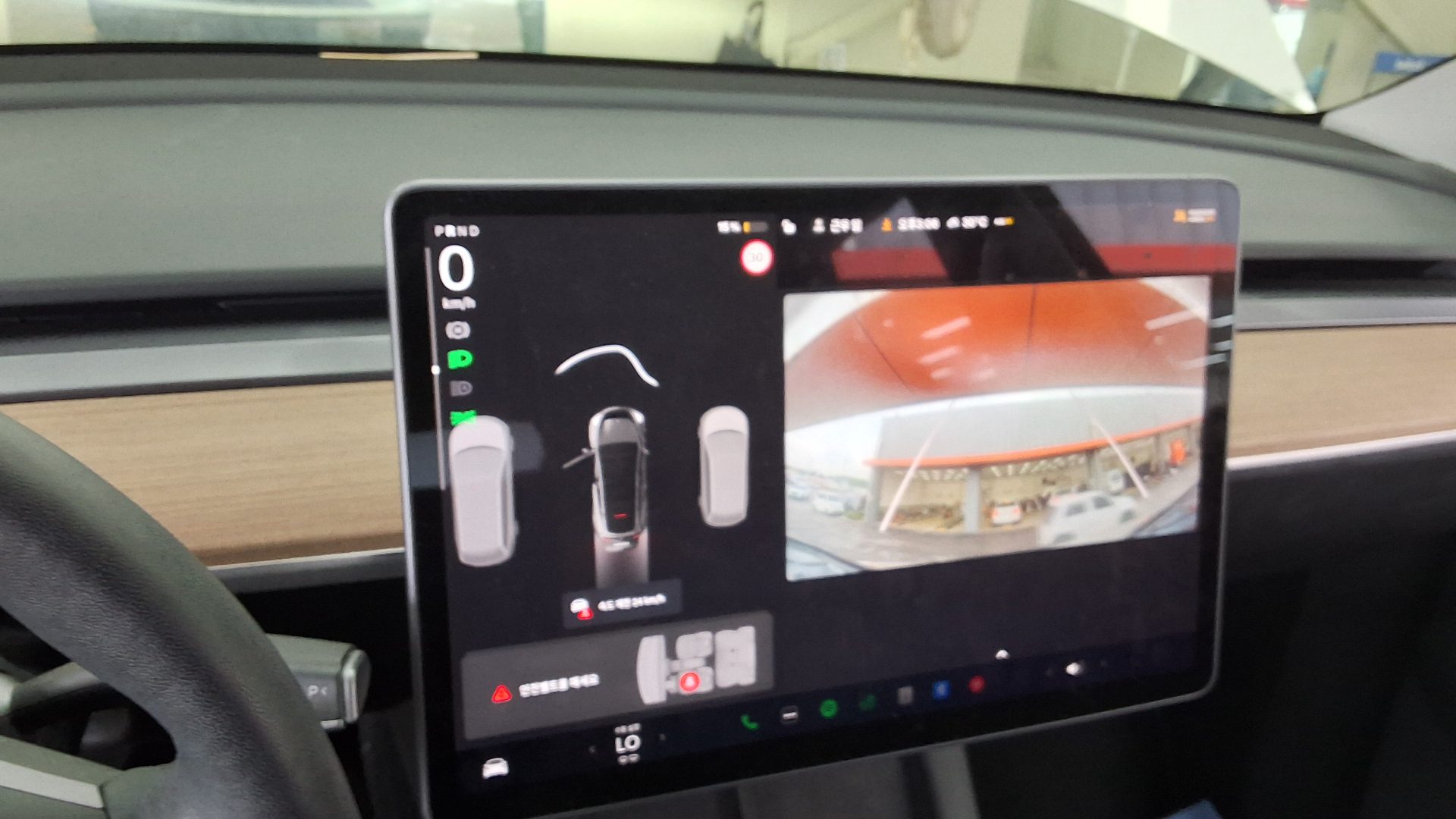 Tesla Model Y 2022 — صورة 25