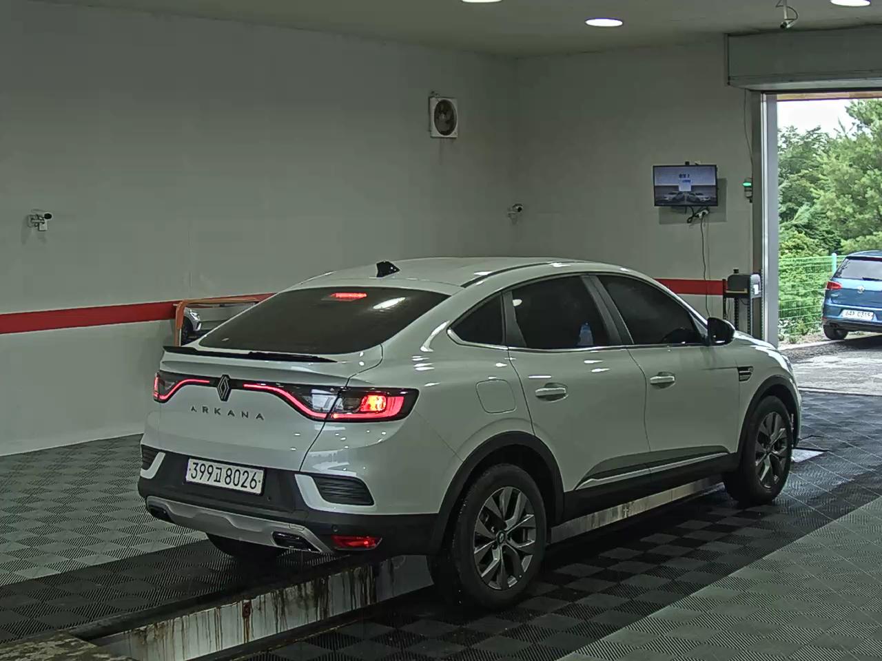 2025 - renault arkana