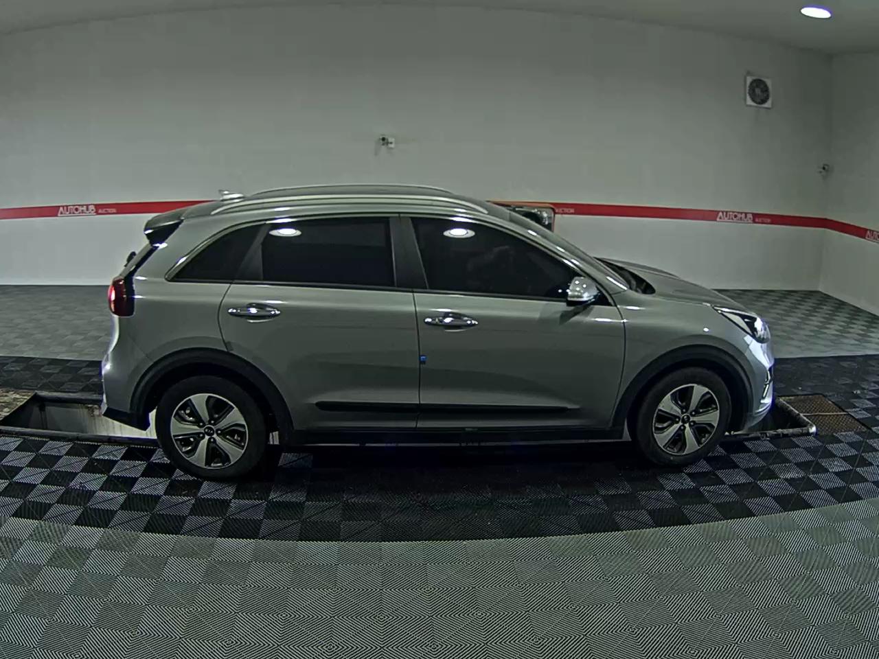 2020 - kia niro