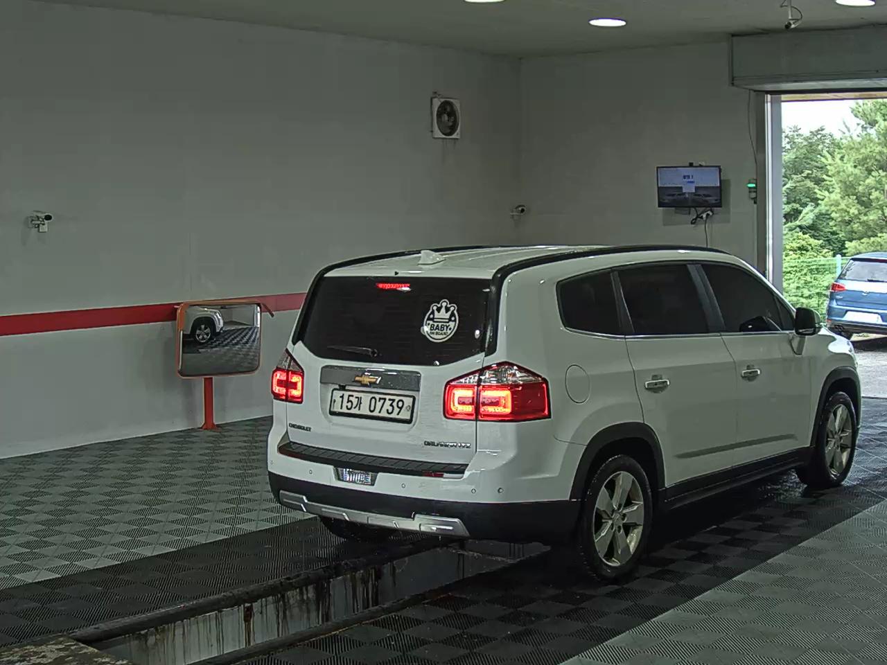 2016 - chevrolet orlando