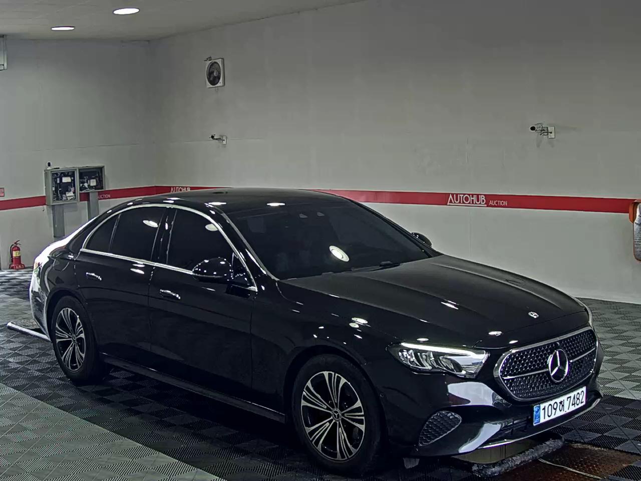 2024 - mercedes-benz e-class (6th gen)