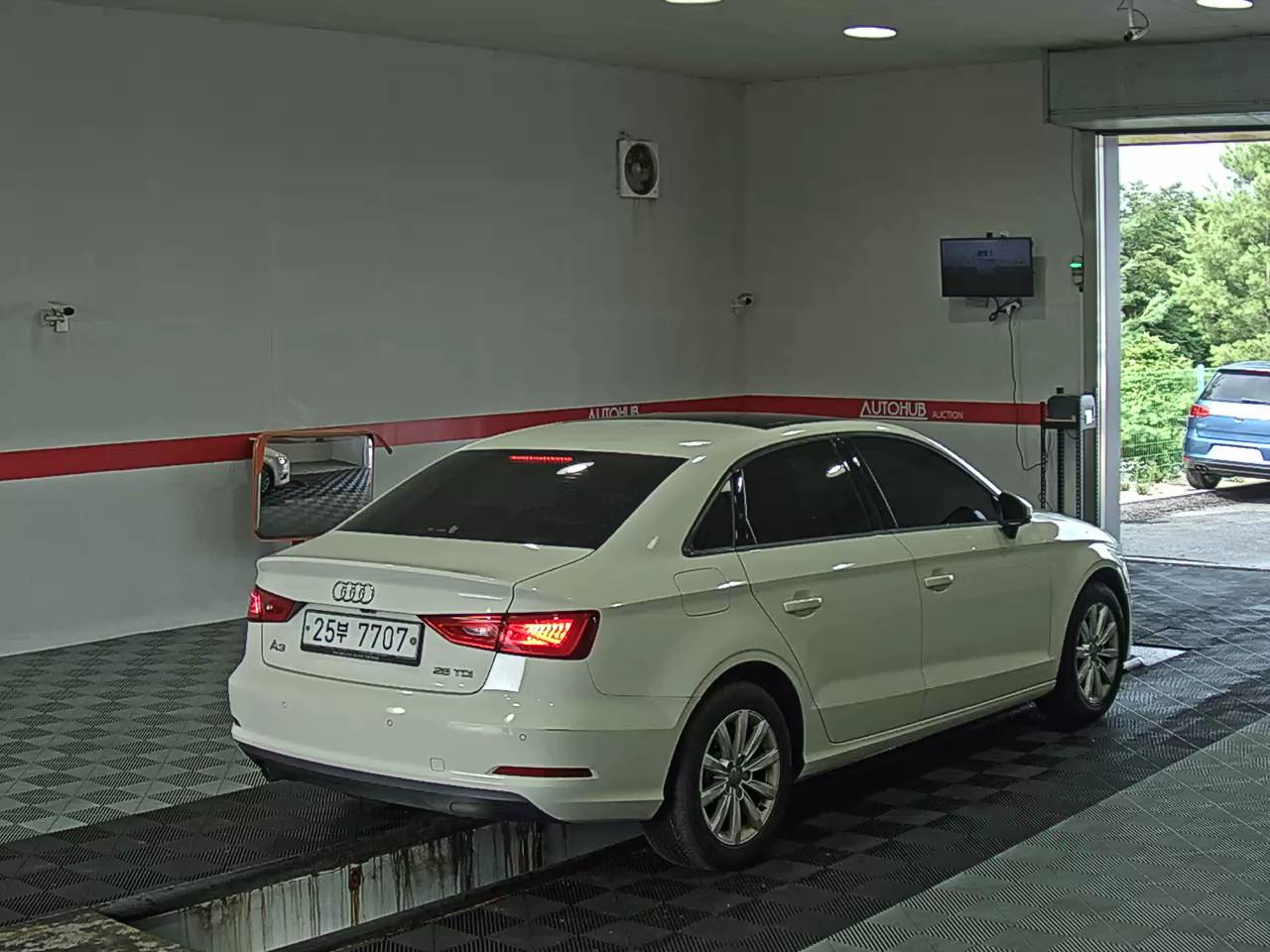 2015 - audi a3