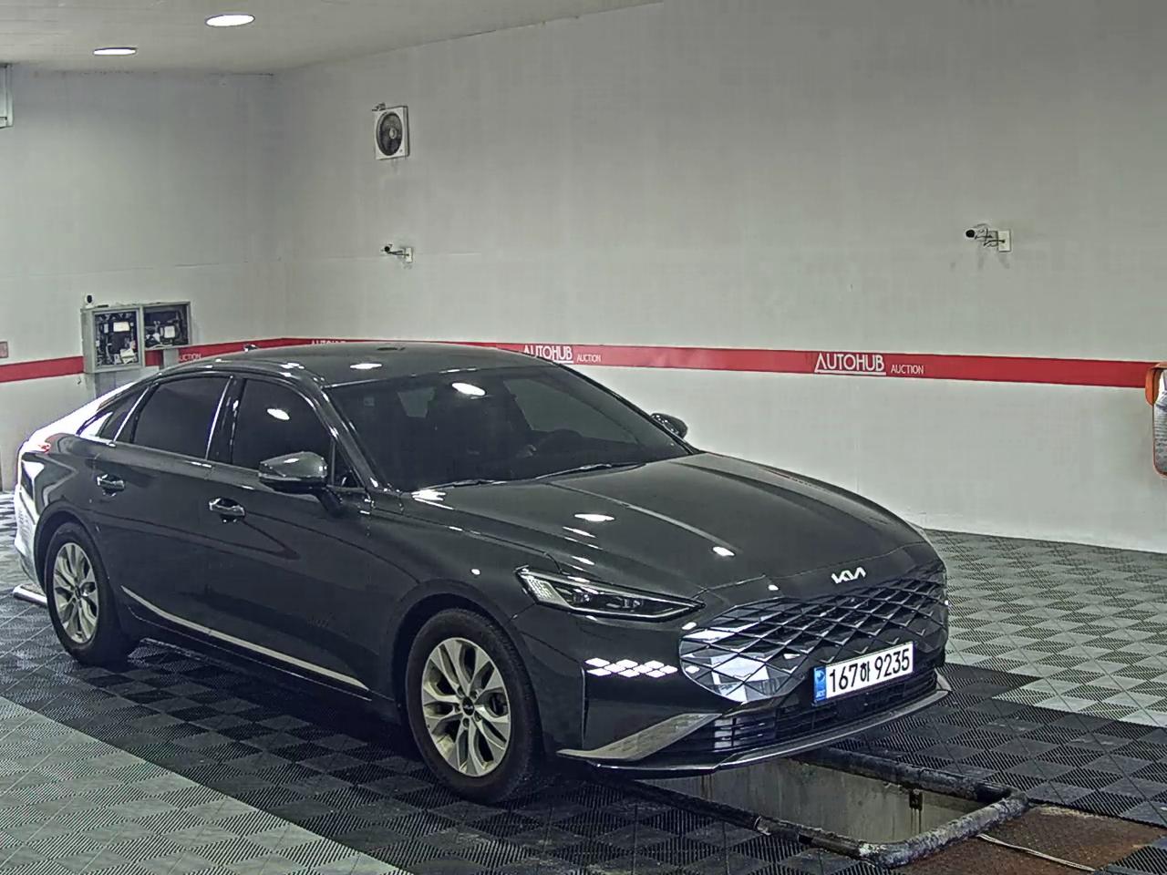 2022 - kia k8