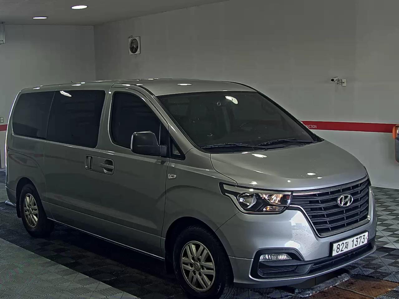 2021 - hyundai grand starex