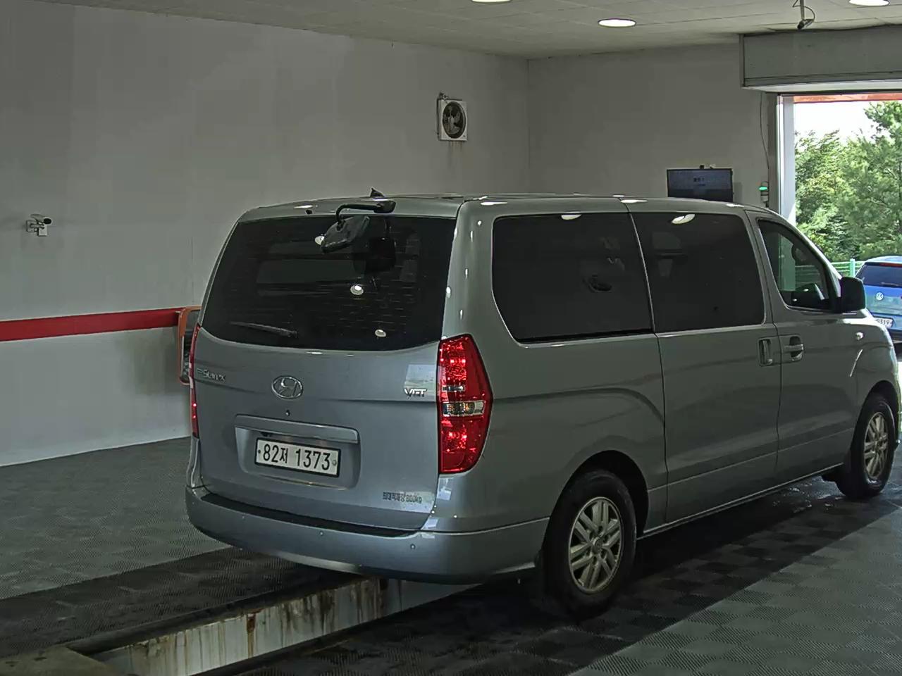2021 - hyundai grand starex