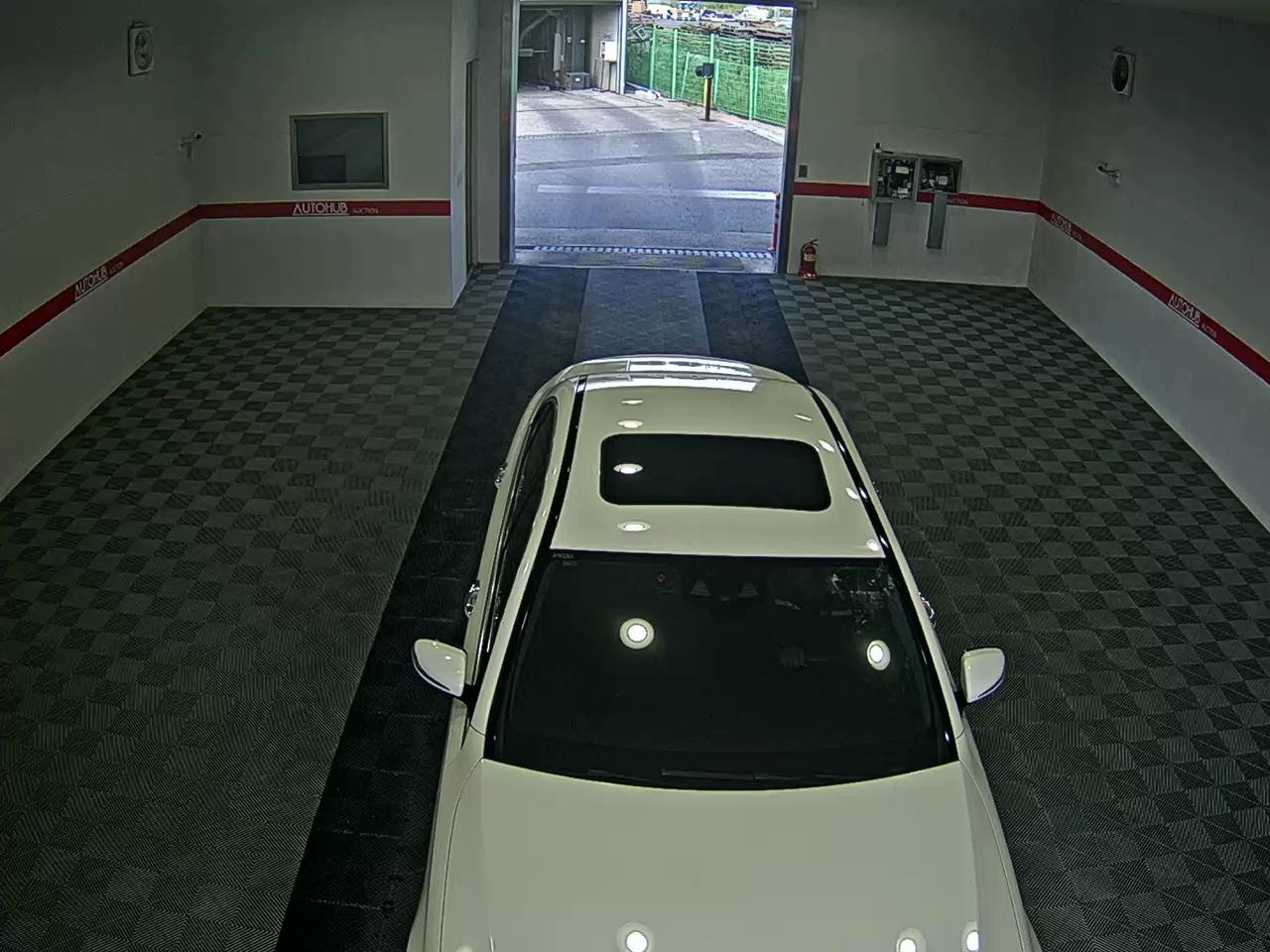 2019 - mercedes-benz e300