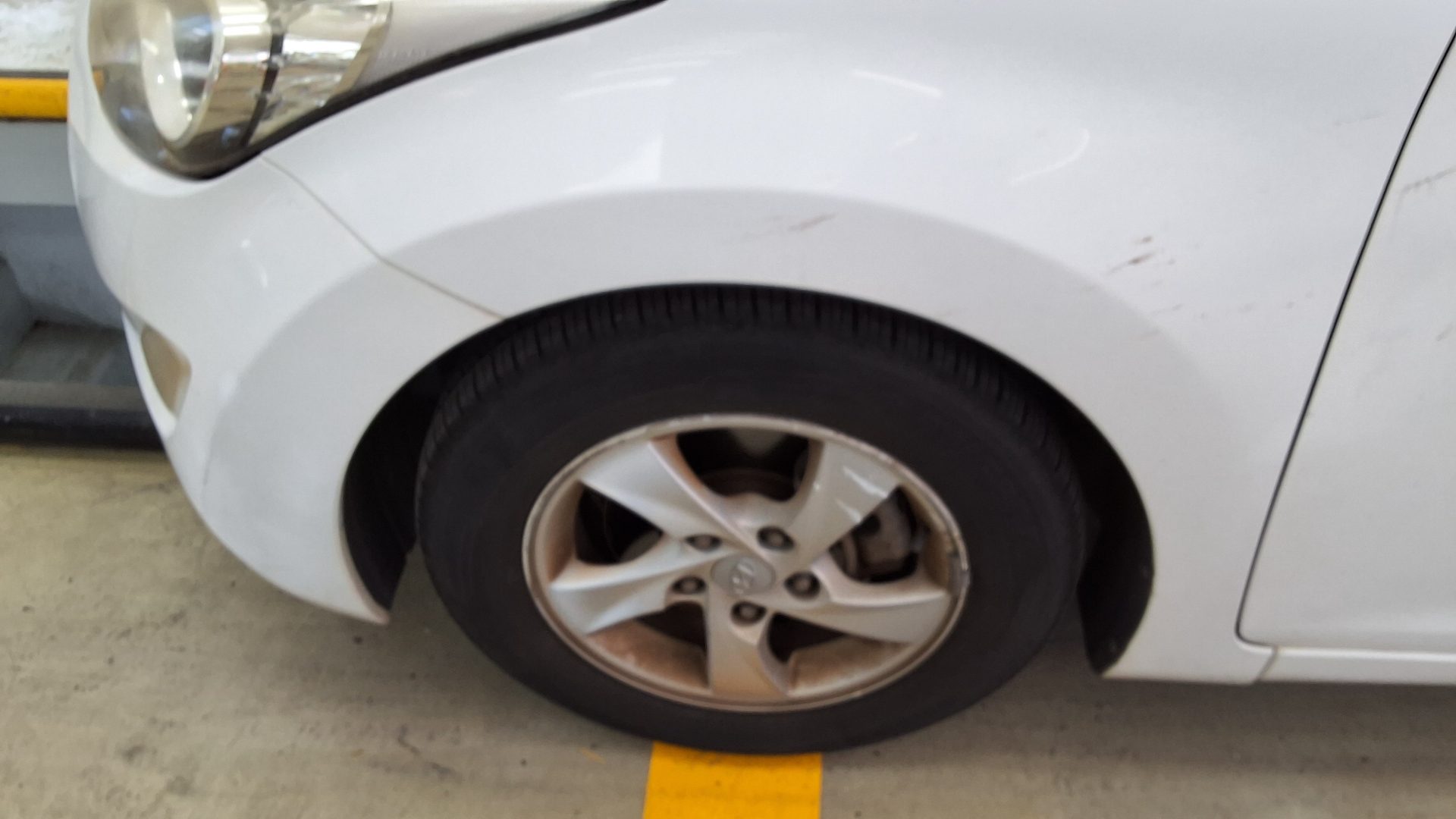 2011 - hyundai avante