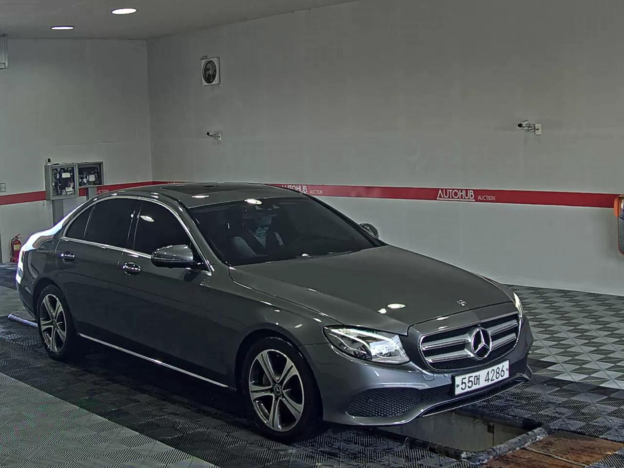 2018 - mercedes-benz e300