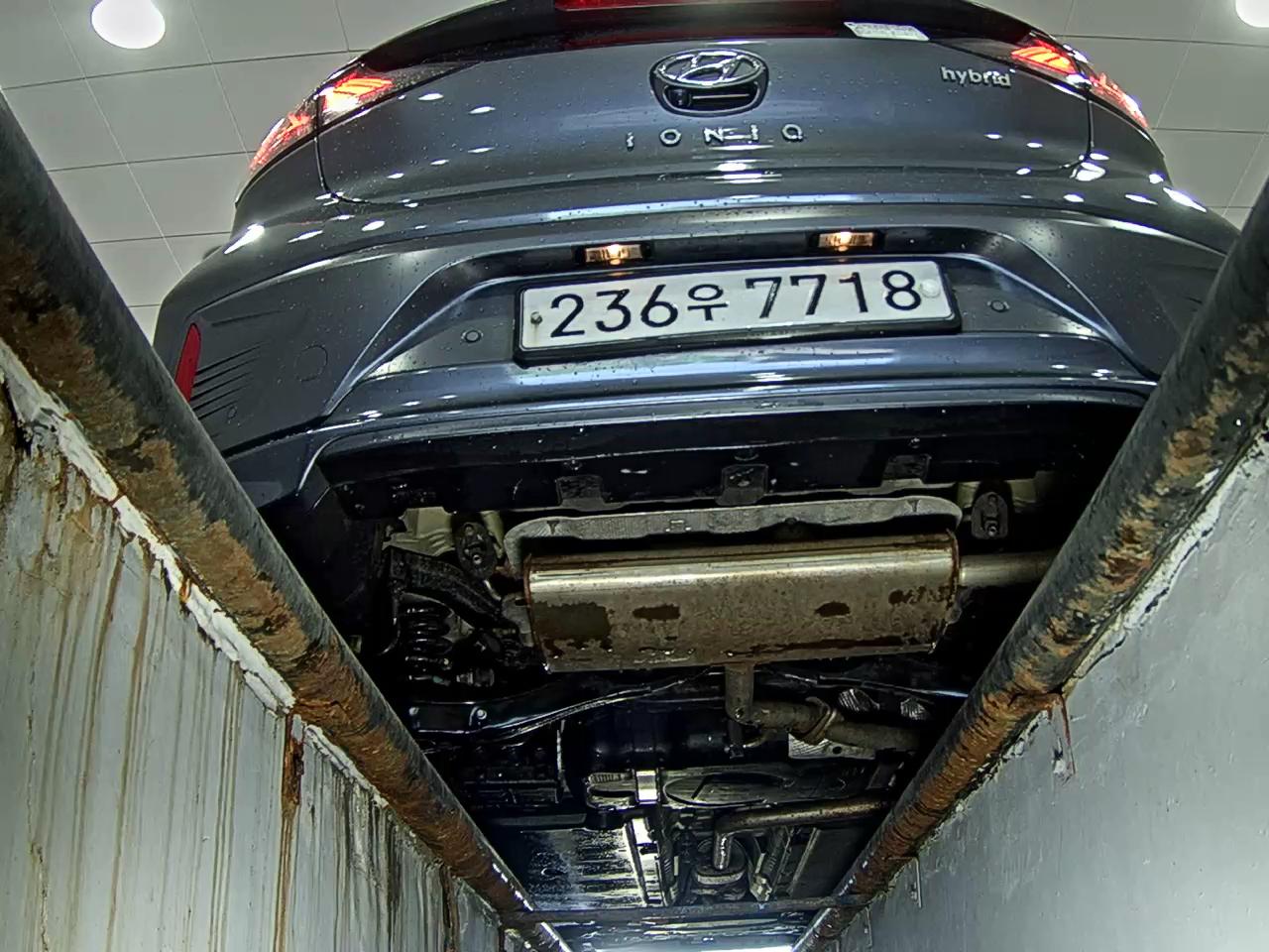 2020 - hyundai ioniq