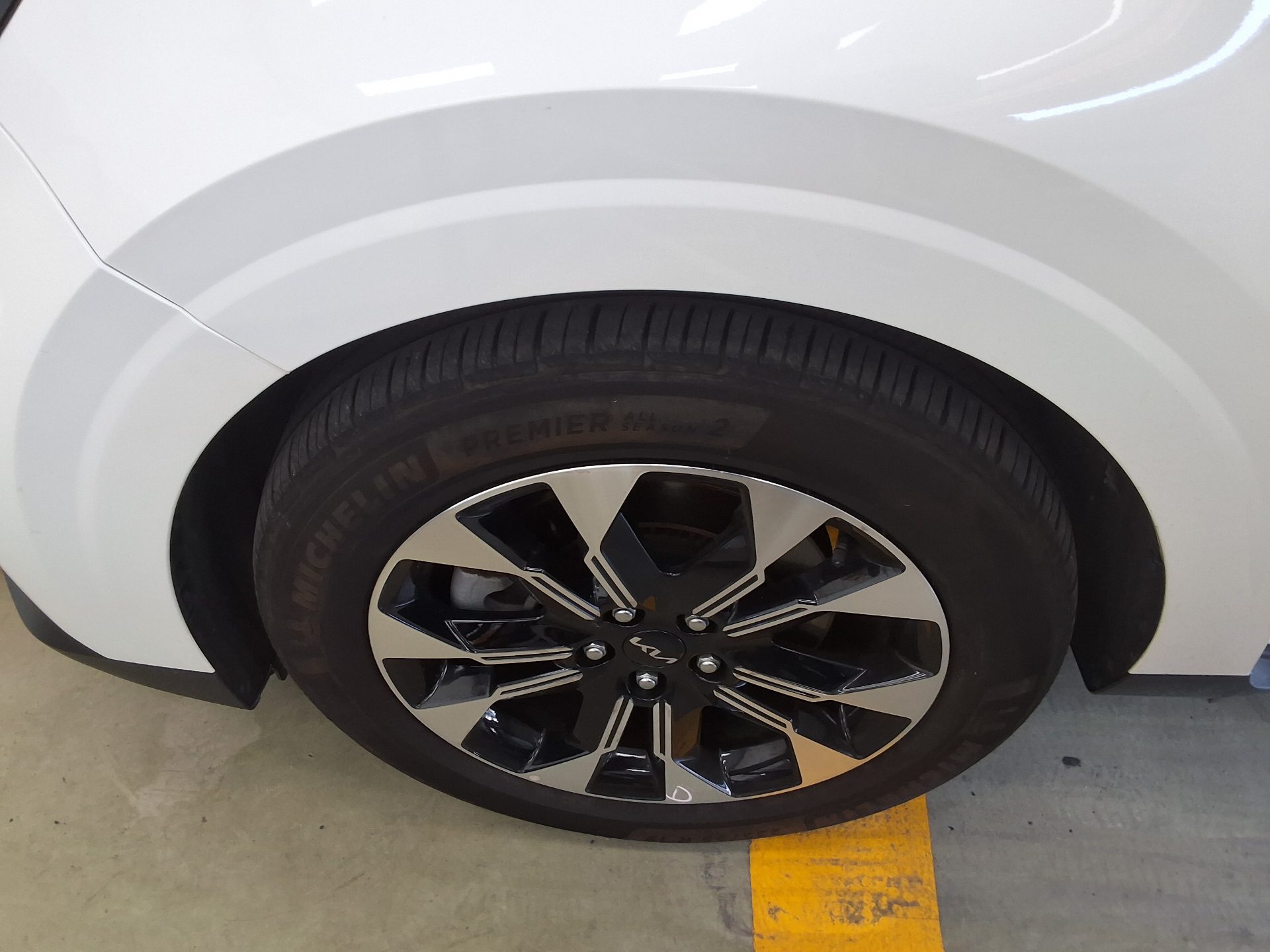 2023 - kia carnival