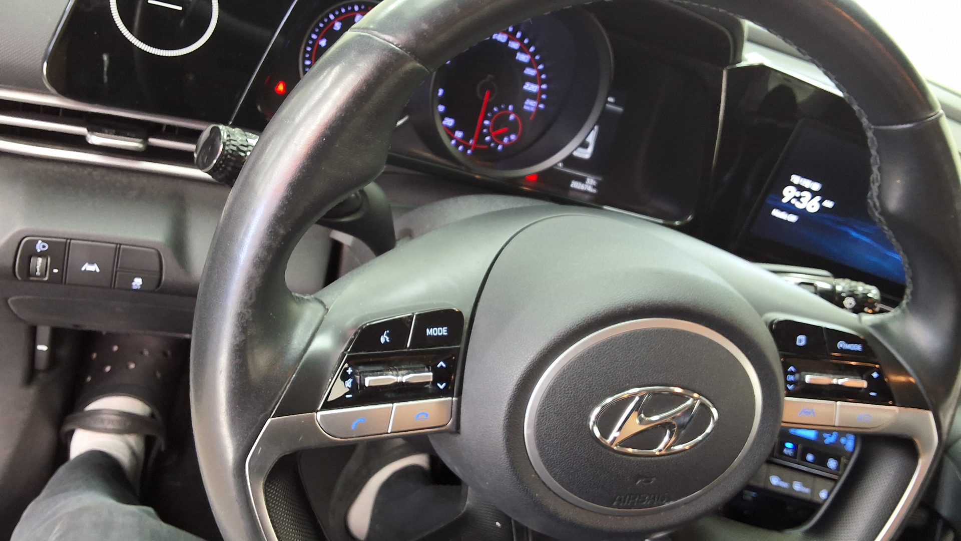 2021 - hyundai avante
