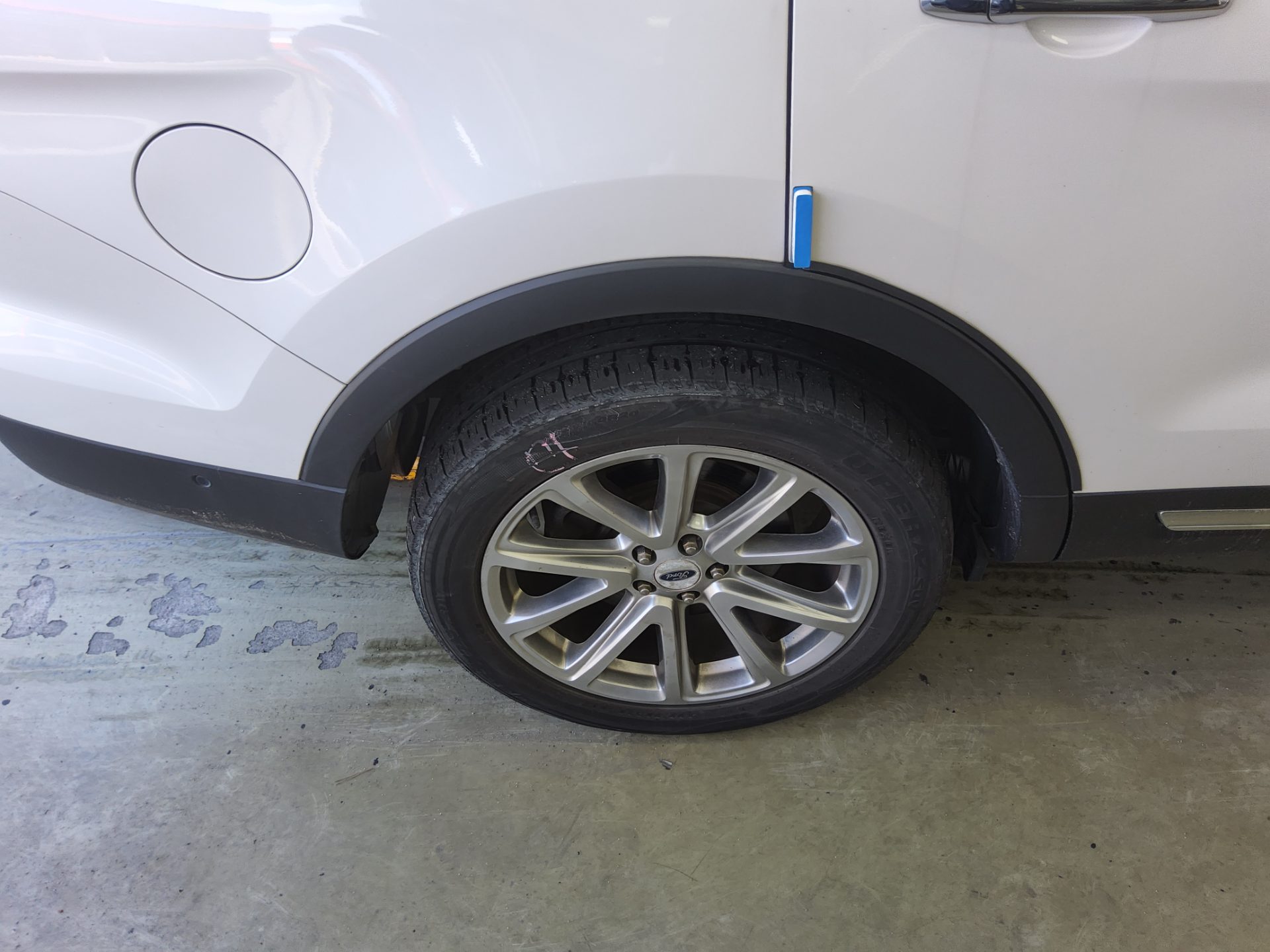 2017 - ford explorer