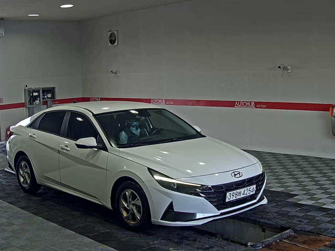 2021 - hyundai avante