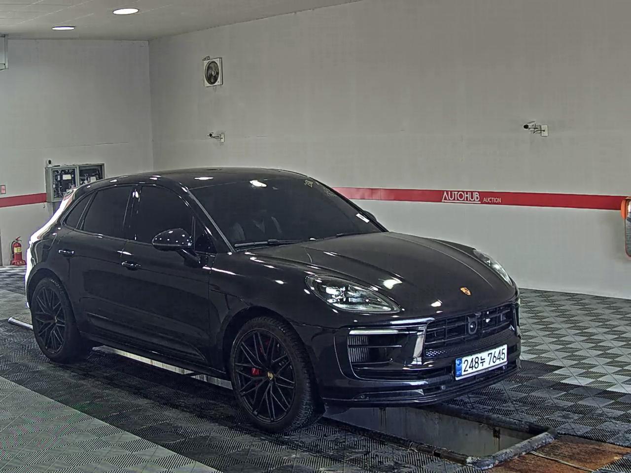 Porsche Macan 2023 — صورة 11