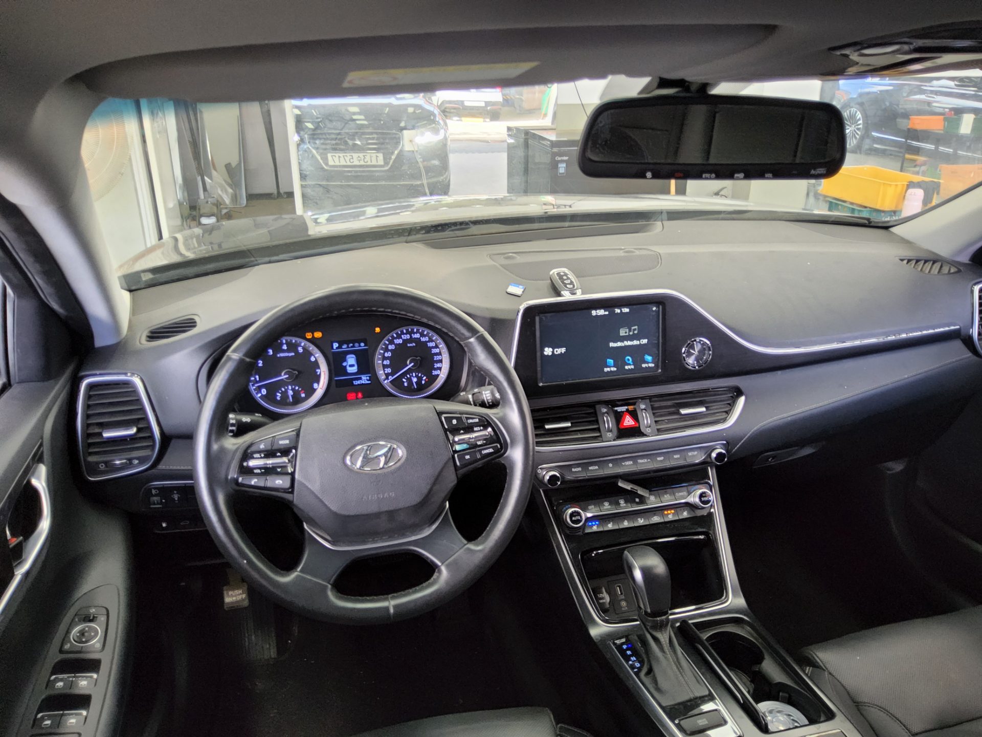 2019 - hyundai grandeur