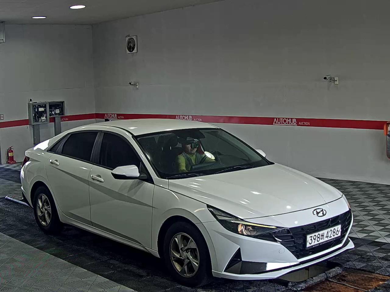 2021 - hyundai avante