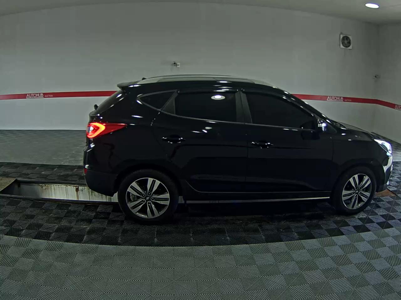 2014 - hyundai tucson