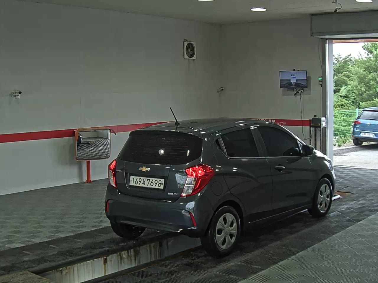 2020 - chevrolet spark