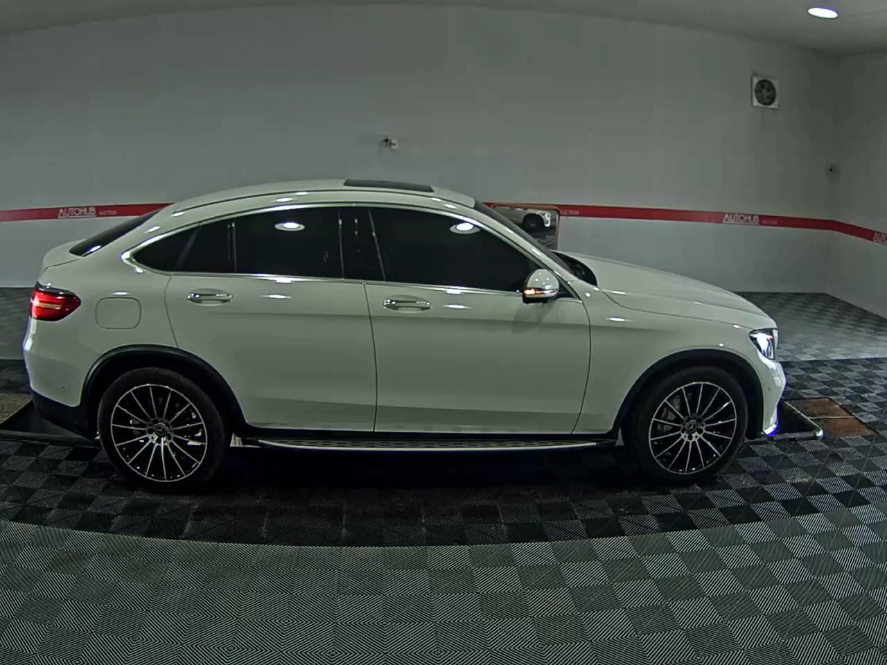 2018 - mercedes-benz glc 220d