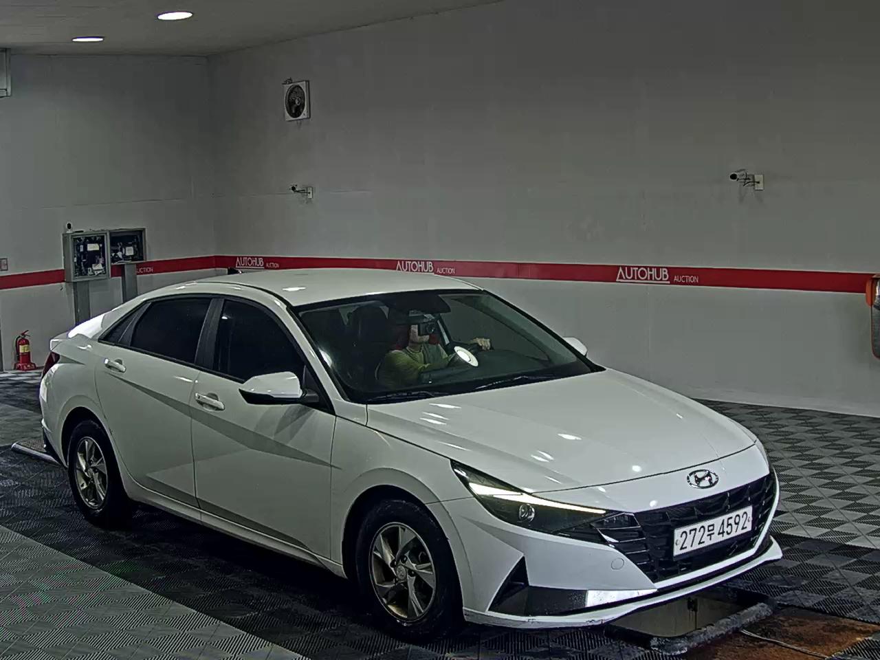 2021 - hyundai avante