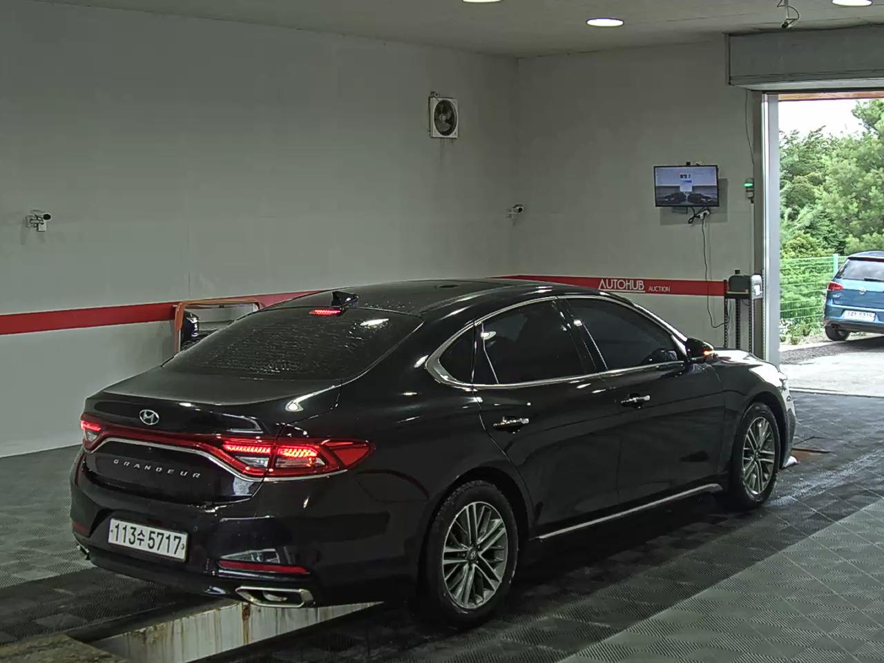2019 - hyundai grandeur