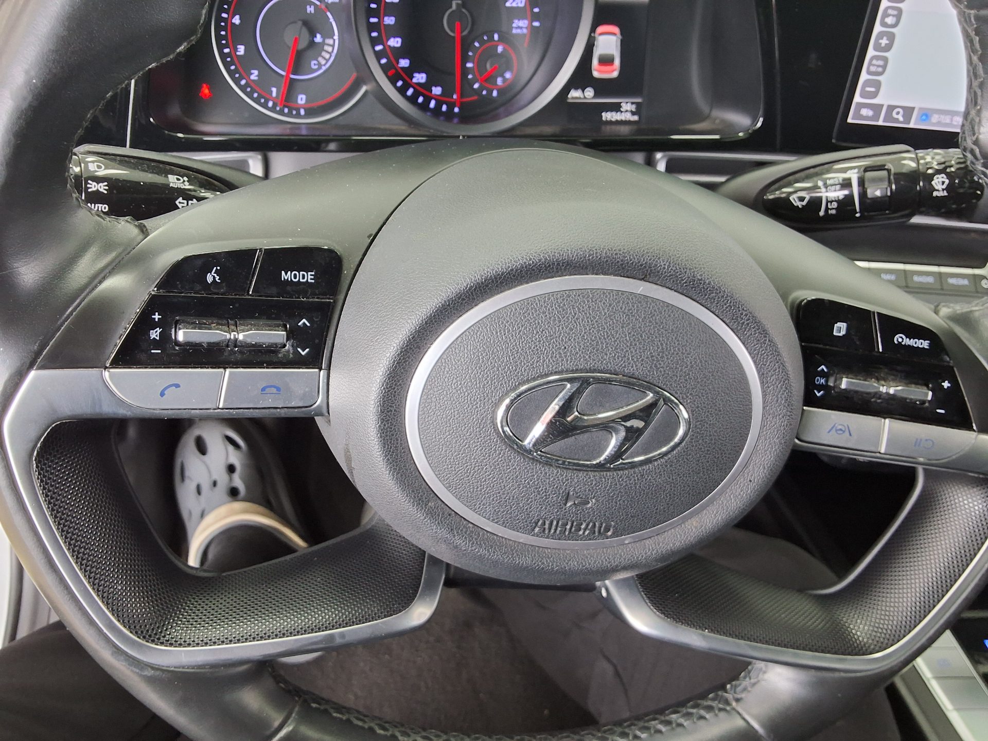 2021 - hyundai avante