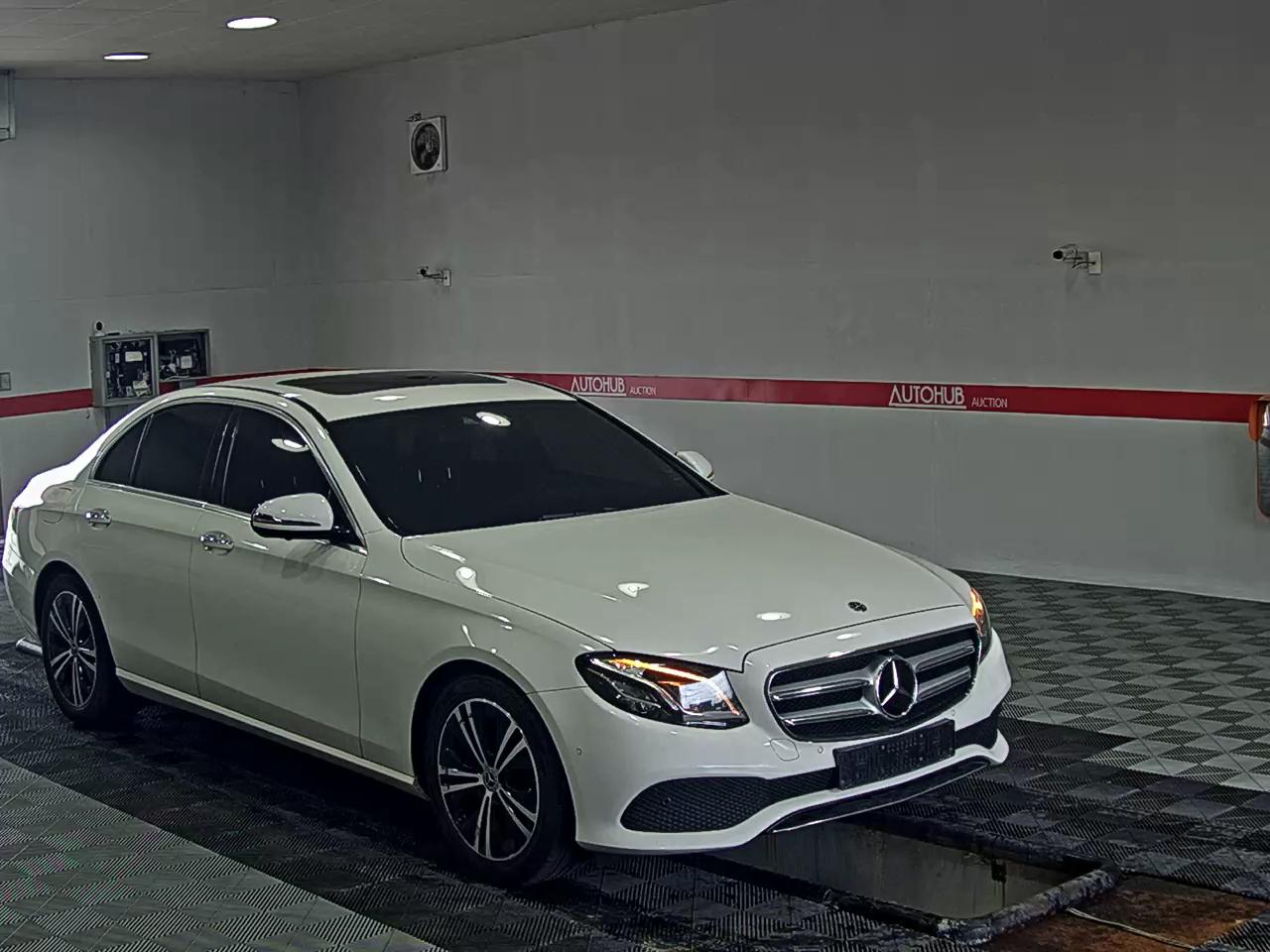 2020 - mercedes-benz e300