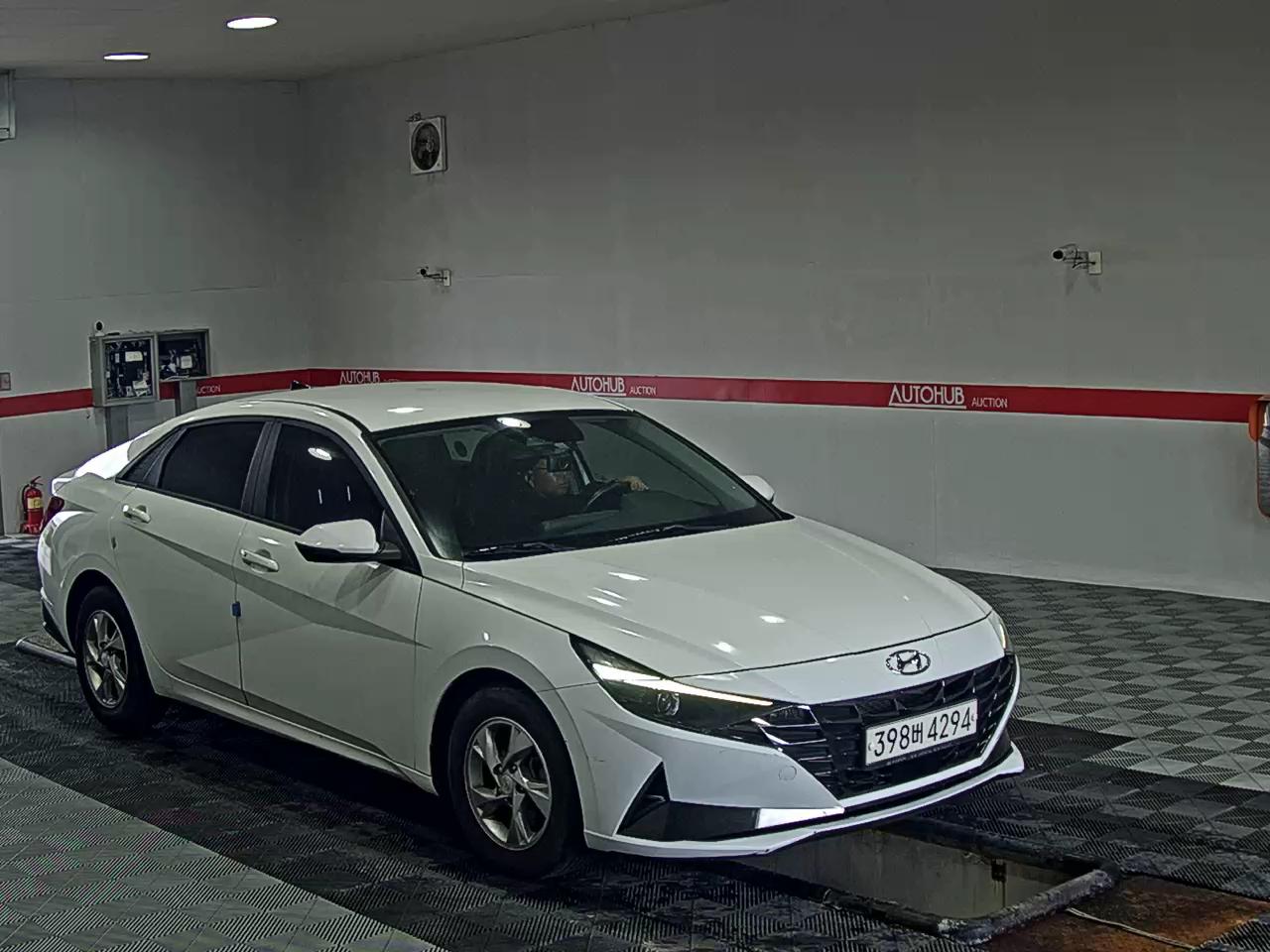 2021 - hyundai avante