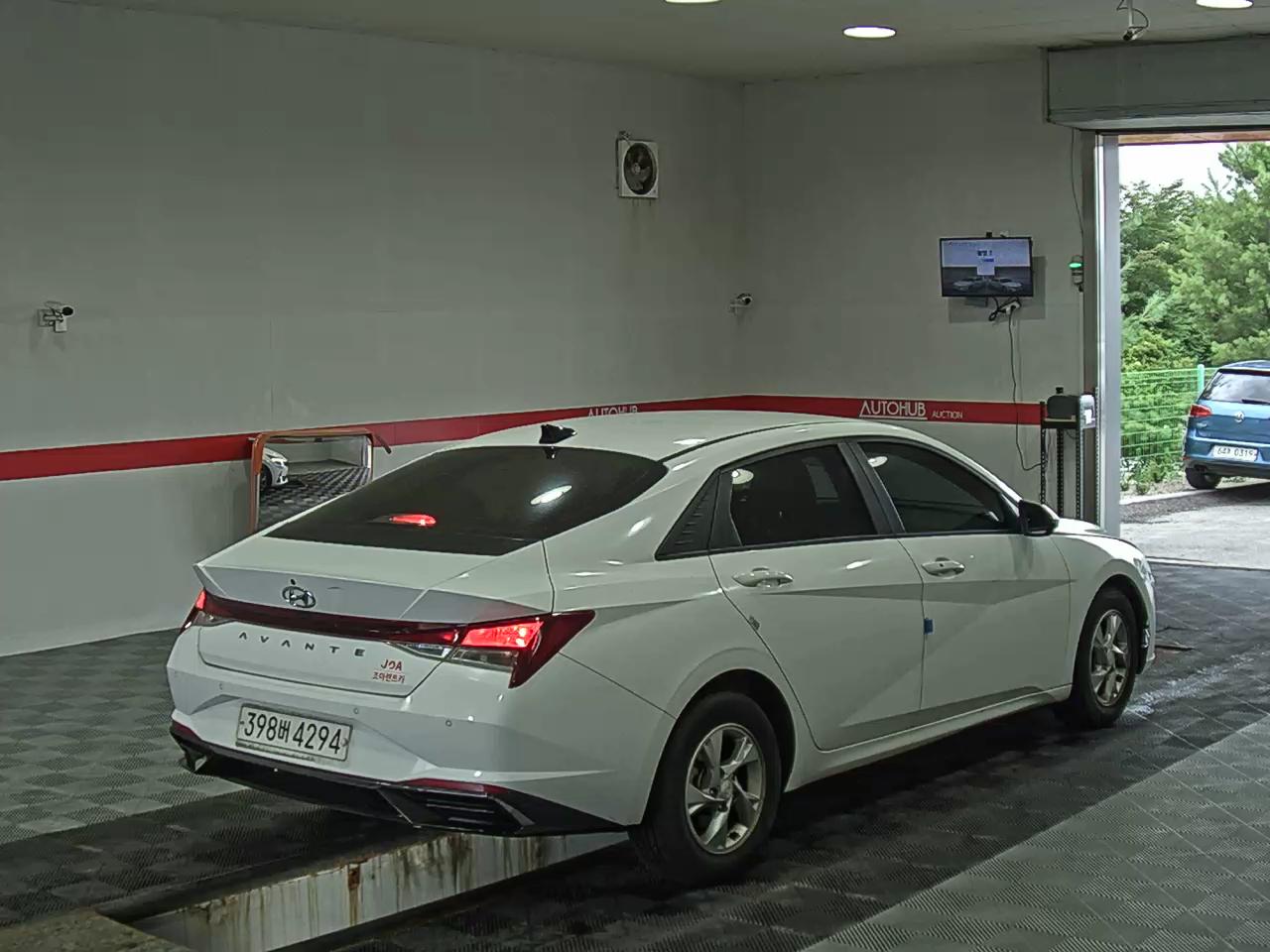 2021 - hyundai avante