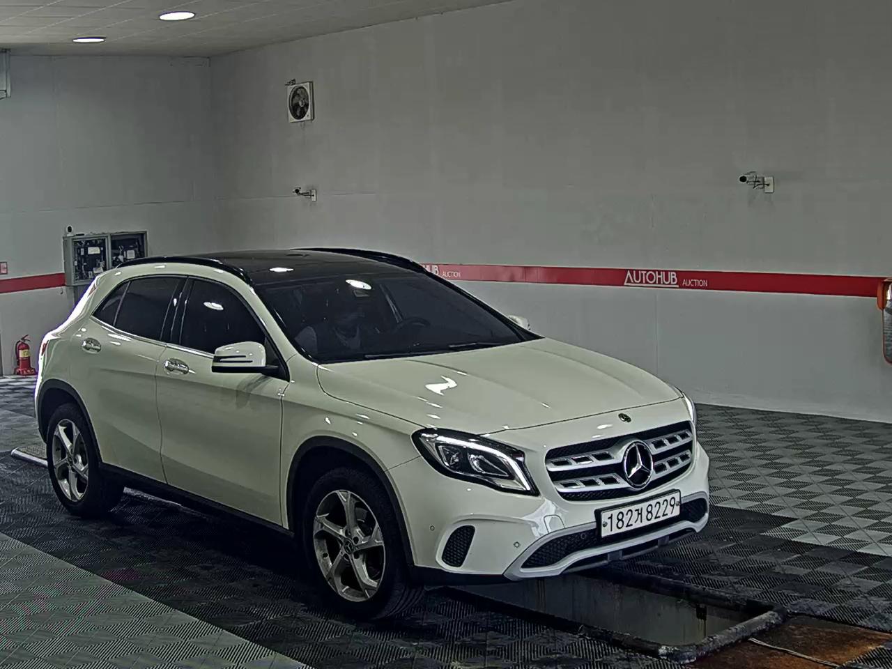 2018 - mercedes-benz gla 220