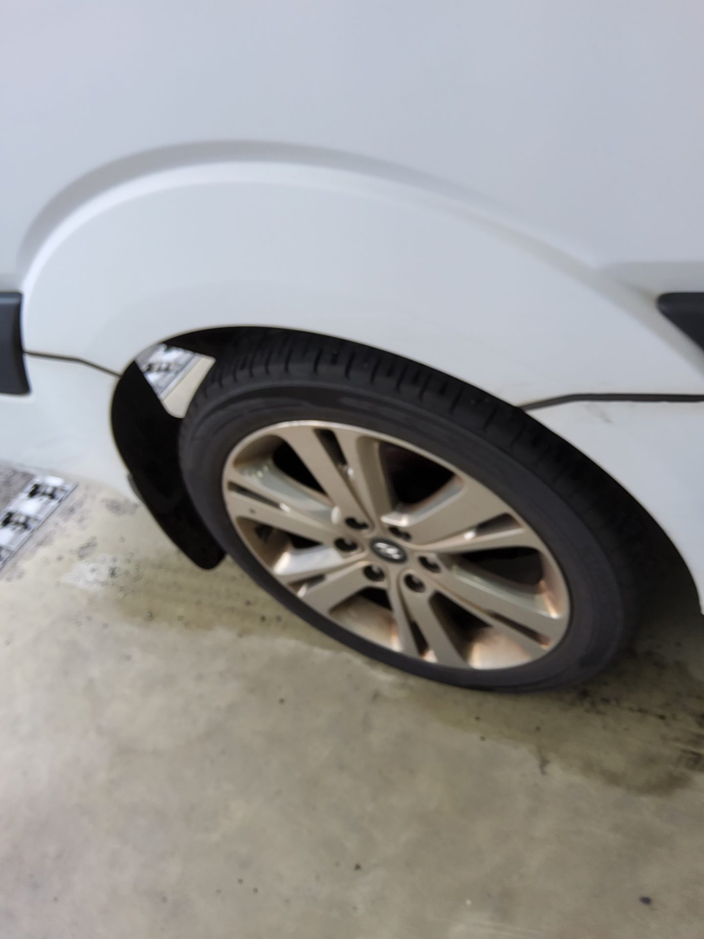 2021 - hyundai solati