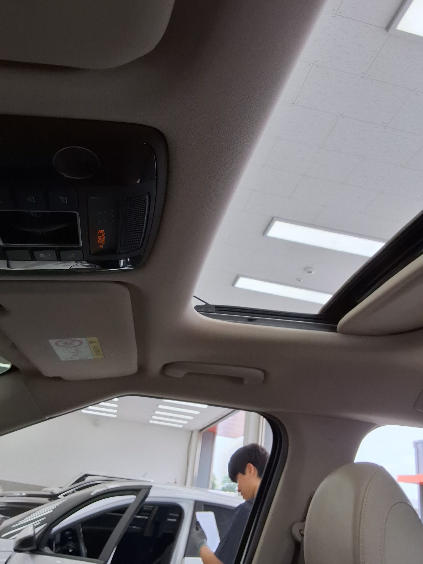 2021 - kia carnival