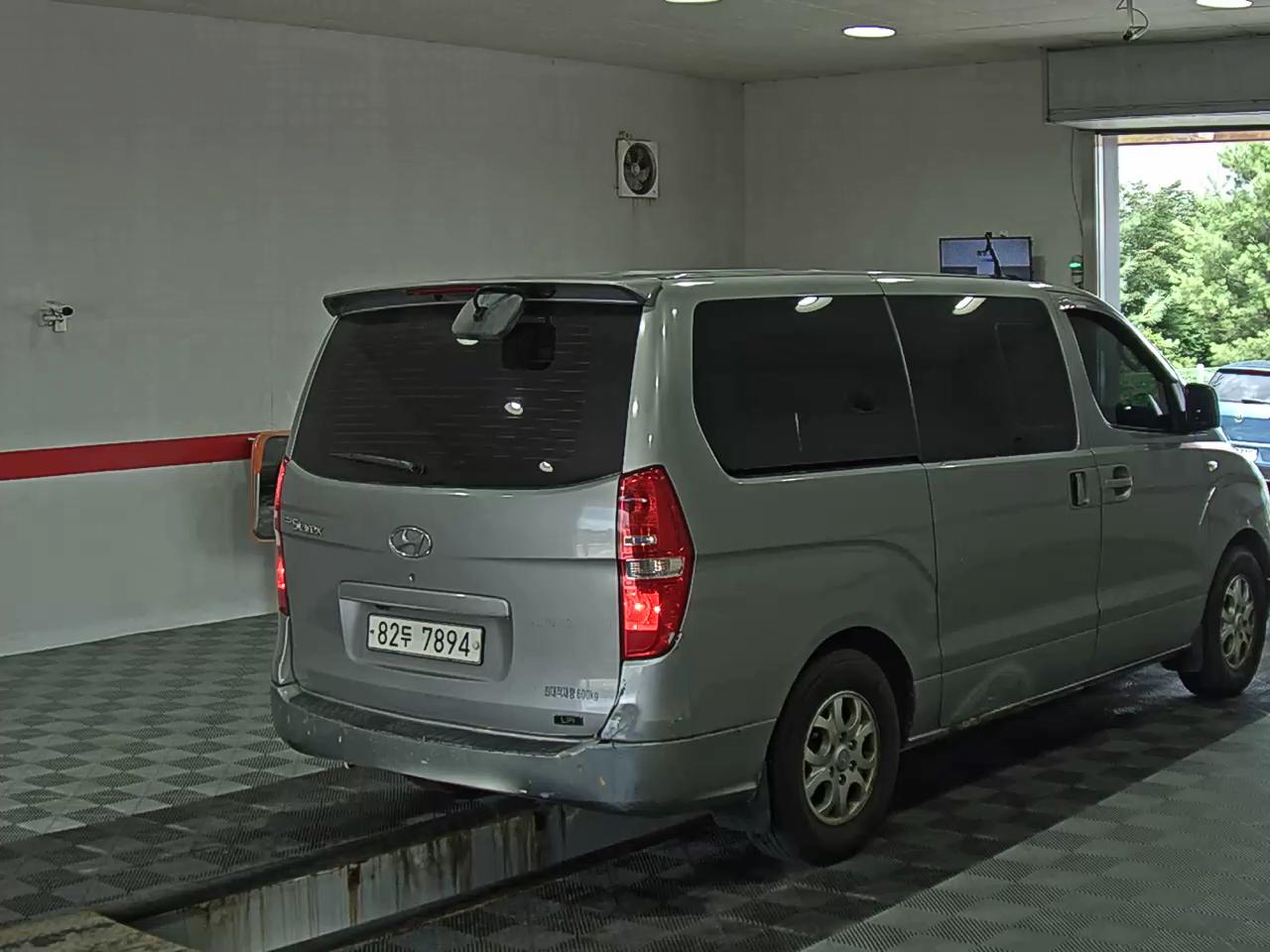 2015 - hyundai grand starex