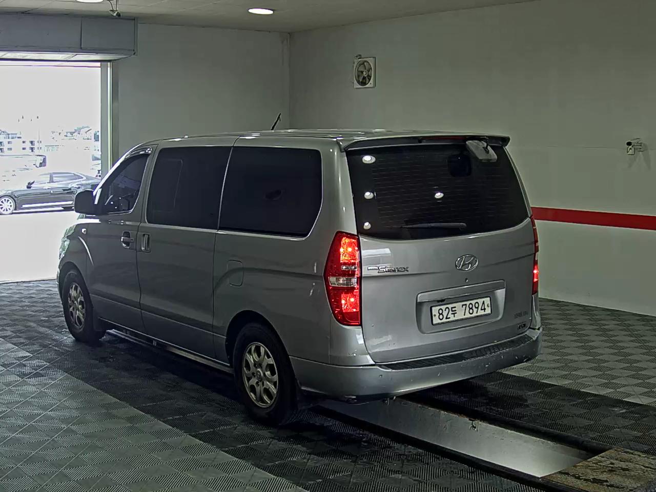 2015 - hyundai grand starex