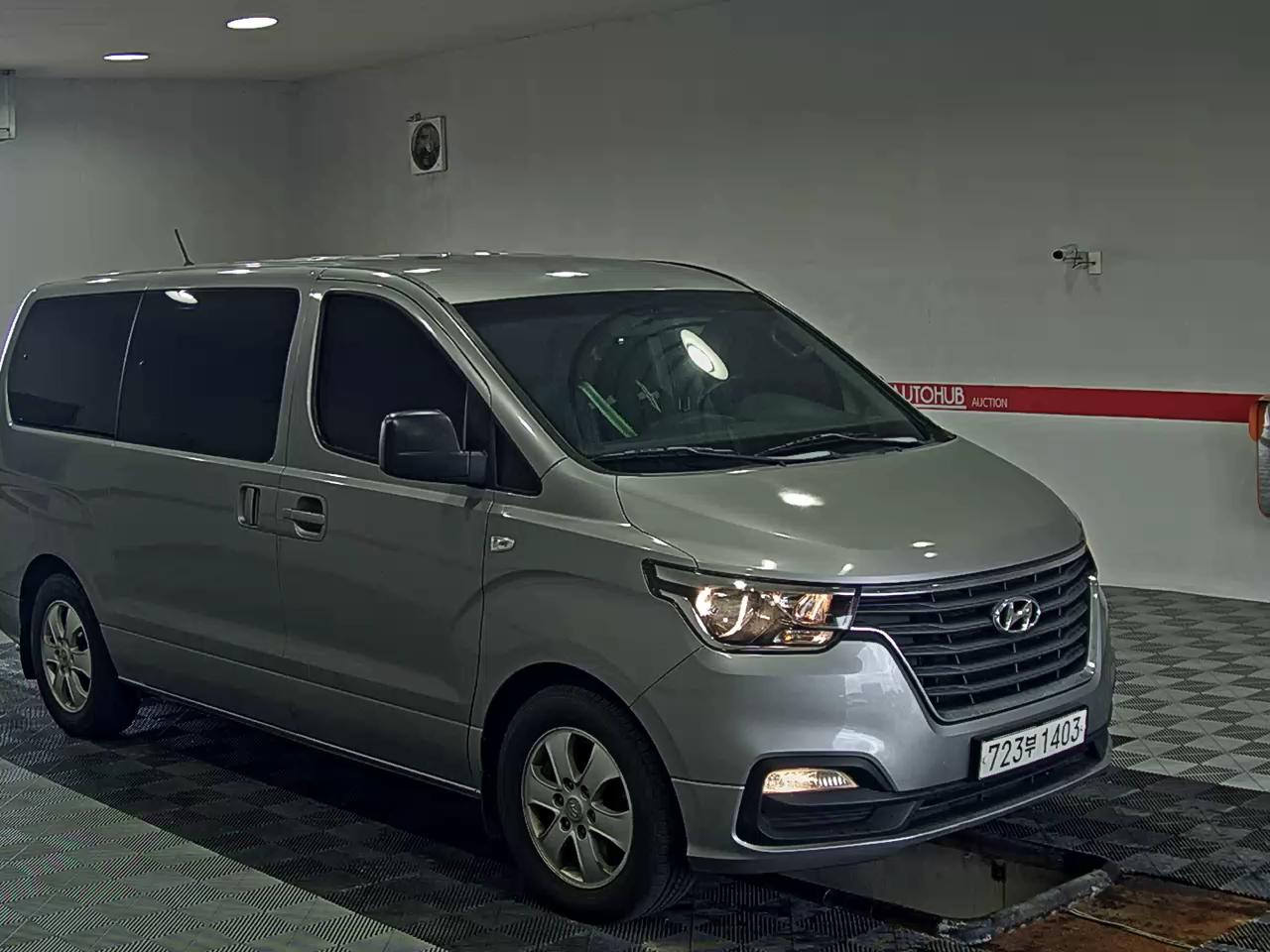 2019 - hyundai grand starex
