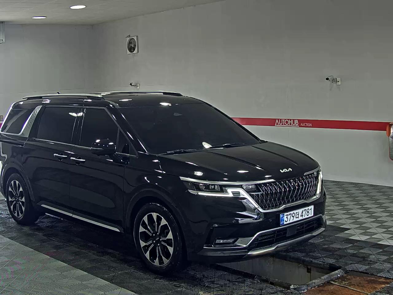 2021 - kia carnival
