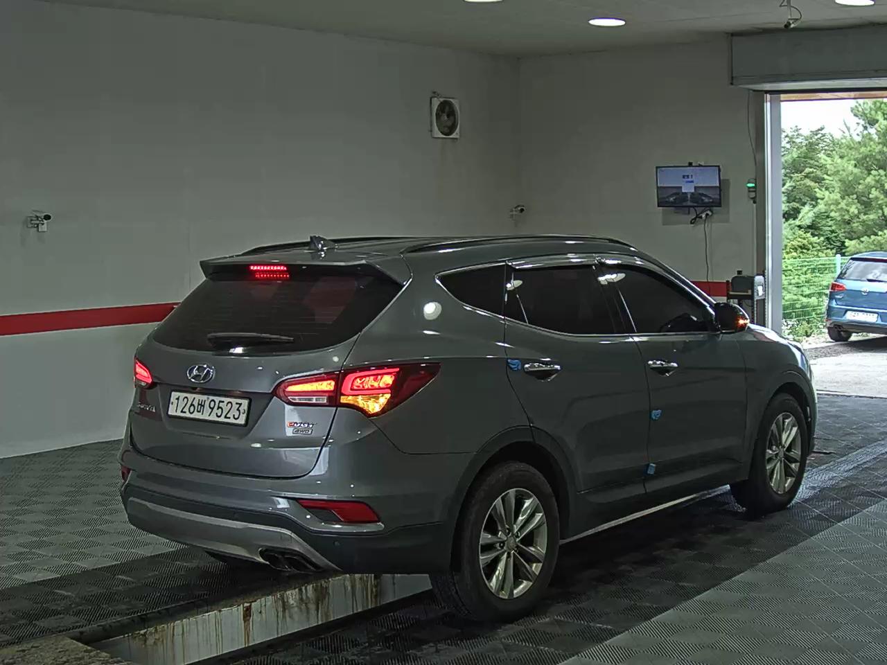 2017 - hyundai santa fe