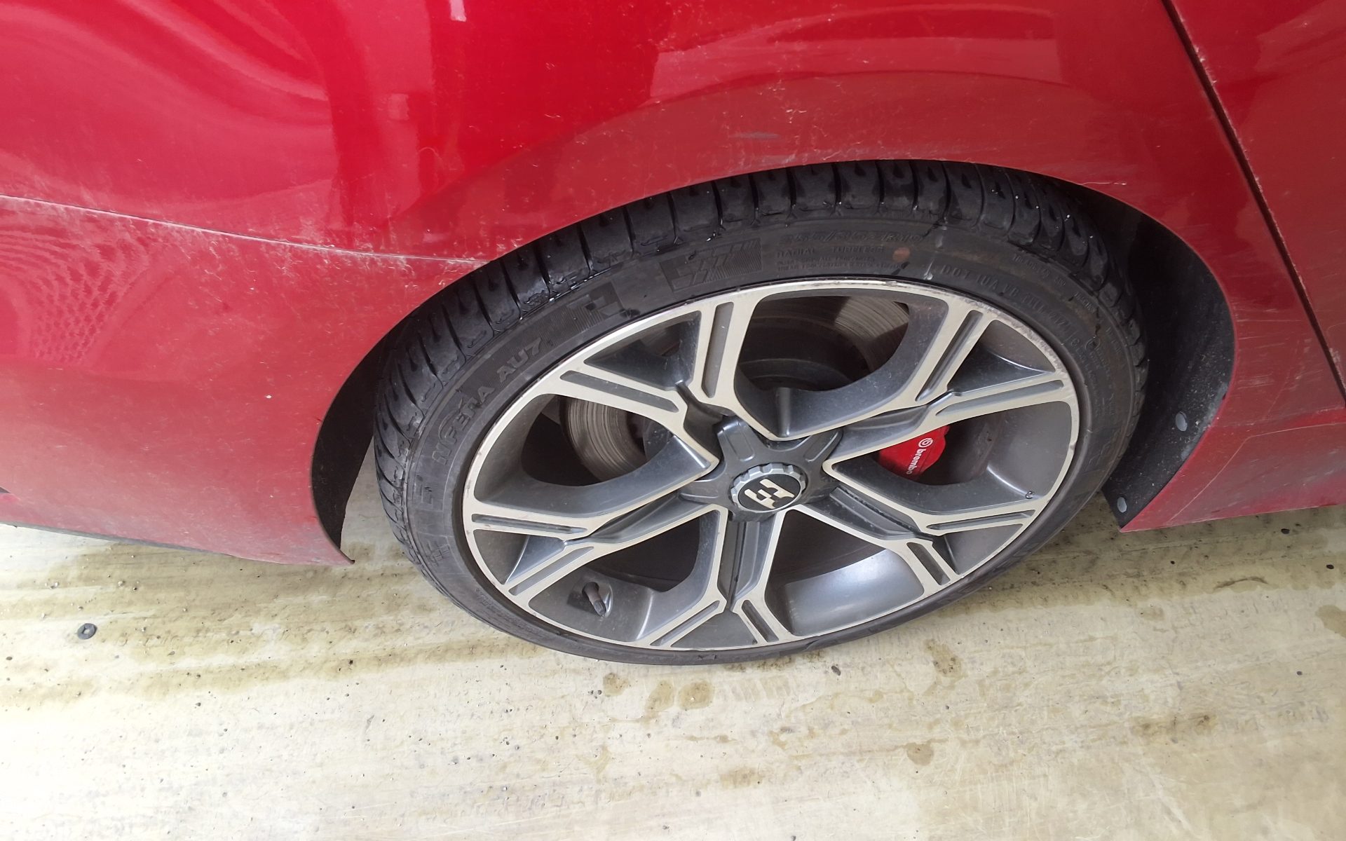2018 - kia stinger
