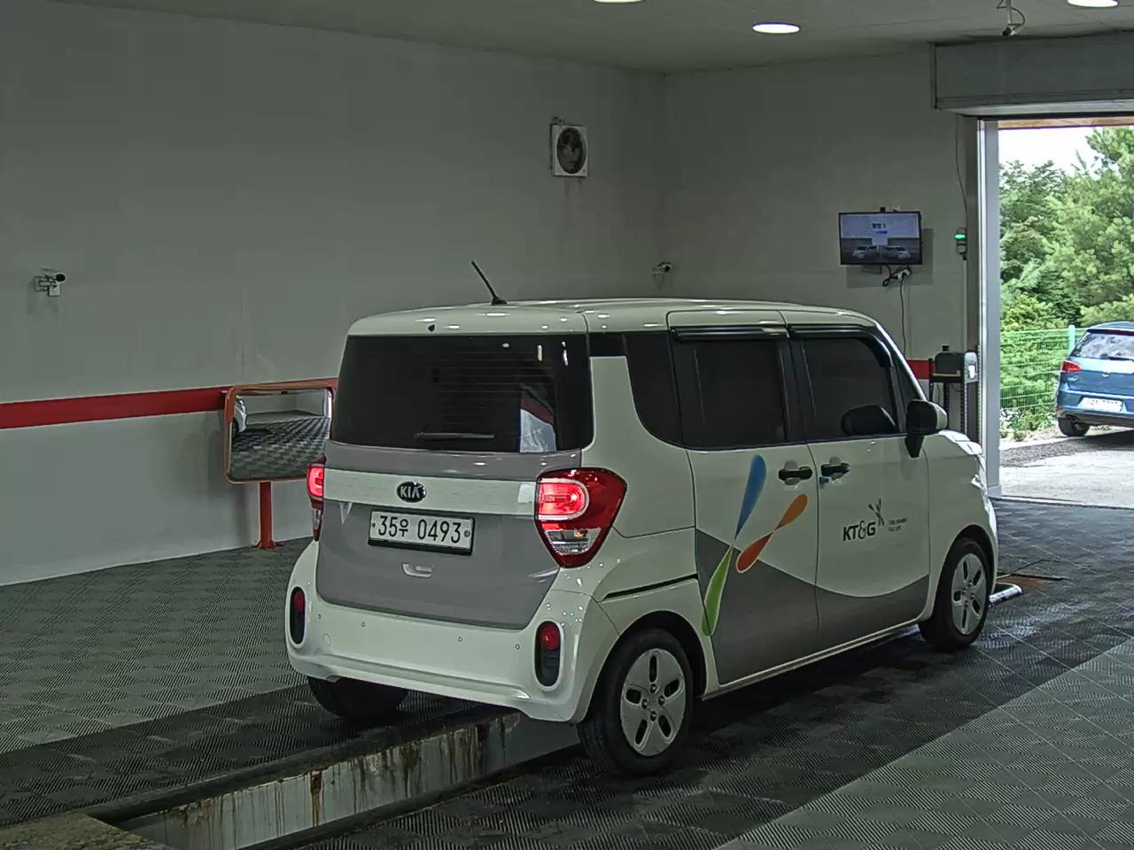 2019 - kia ray