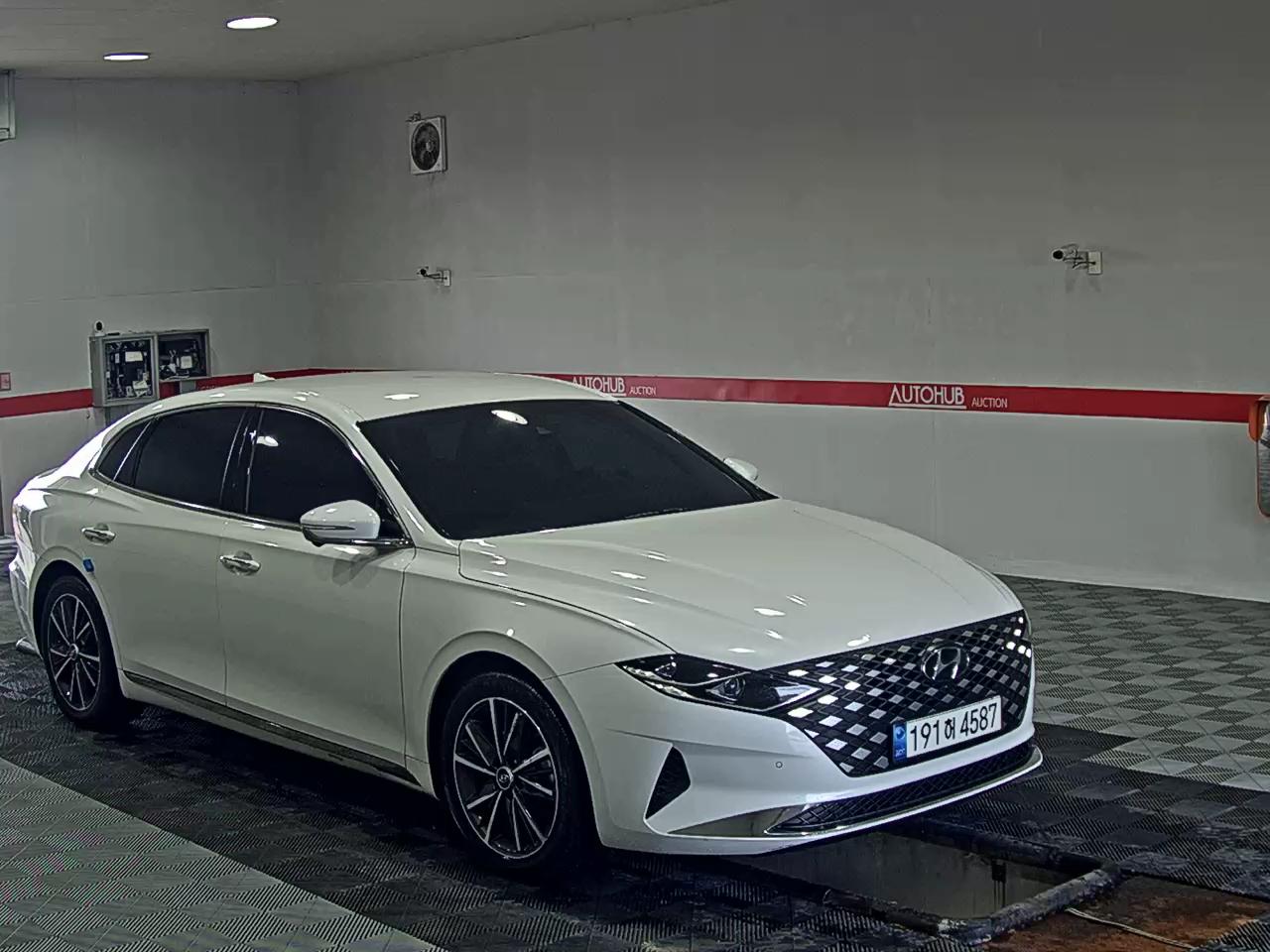 هيونداي الجديد جرانديور Ig بنزين 2.5 Le Blanc 2023 IG LE BLANC